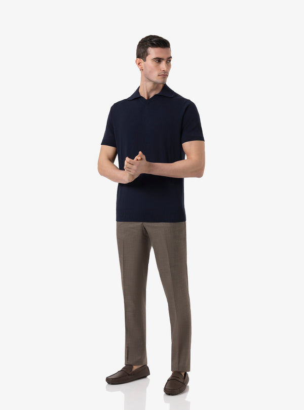Atlas night - V -neckline