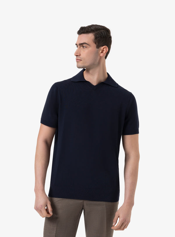 Atlas night - V -neckline